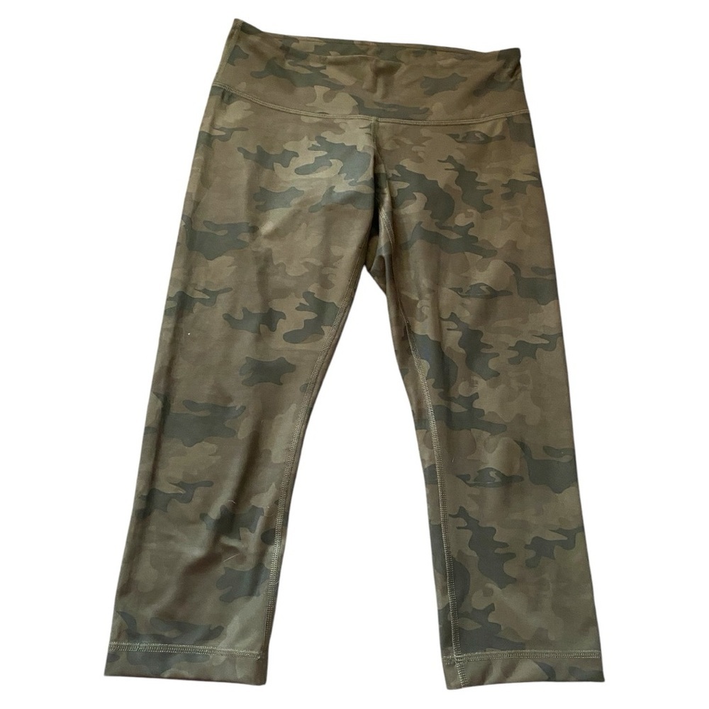 Lululemon Camouflage Capri Leggings Green Brown Stretchy Fit